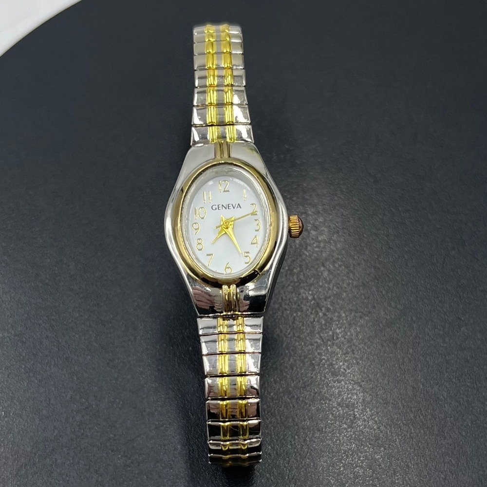 Geneva Vintage Two Tone Expansion Stretch Watch New Battery 10972